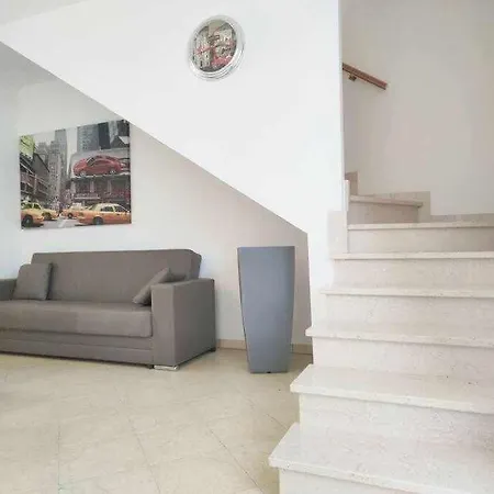 Apartment Villino Girasole 3 Salento Pochi Minuti Dal Mare Torre San Giovanni Ugento